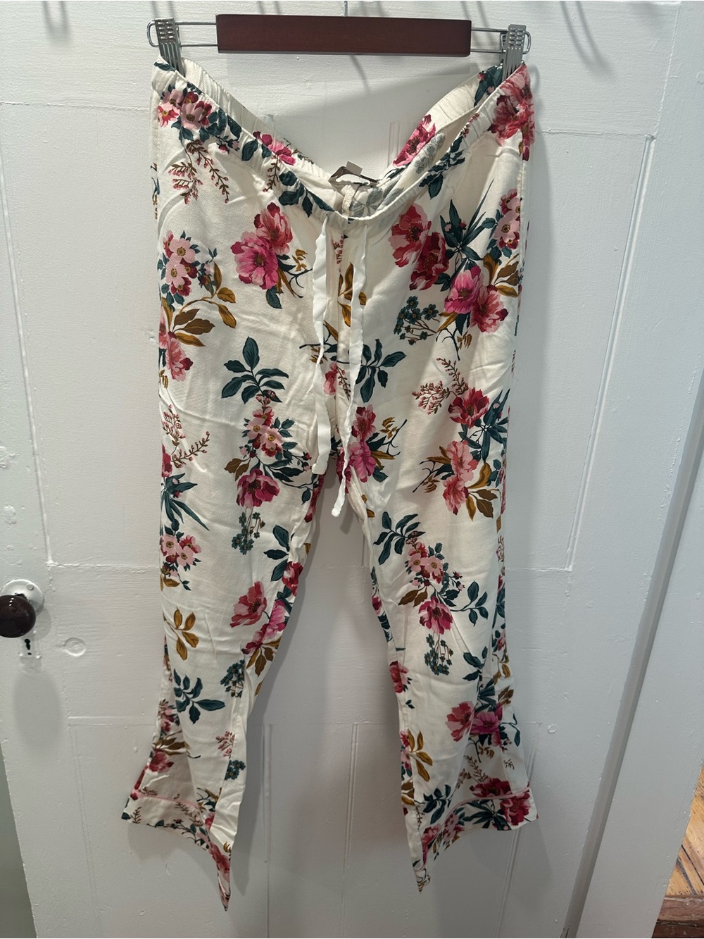 LOFT Sleep Cream Floral Lounge Pants with Pink & Green Print